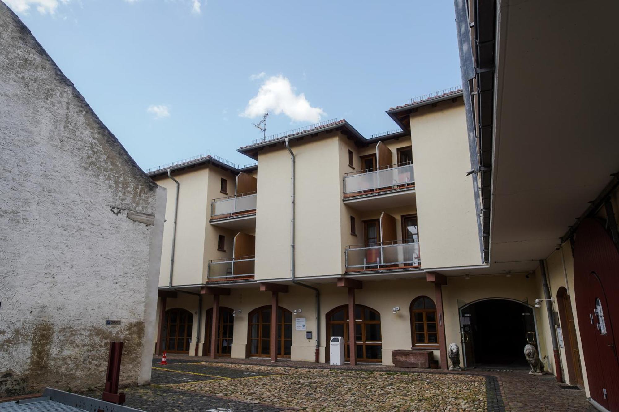 Erlenbacher Hof 3*